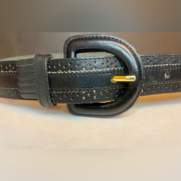 Perforated Kiltie Fringe Black Leather D Shape Leather  Buckle Belt S\M - Picture 6 of 6